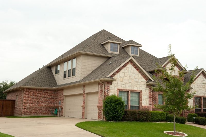 Nice House with new roof